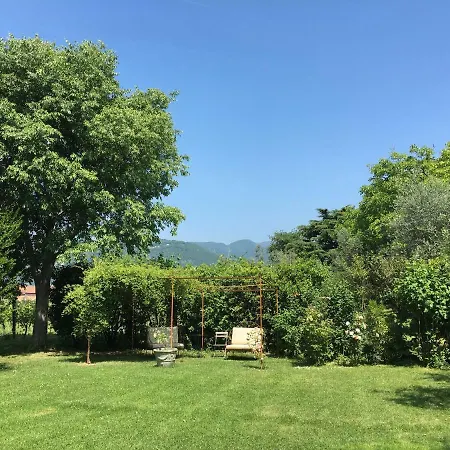 Le Chiusure Alloggio per agriturismo San Felice del Benaco